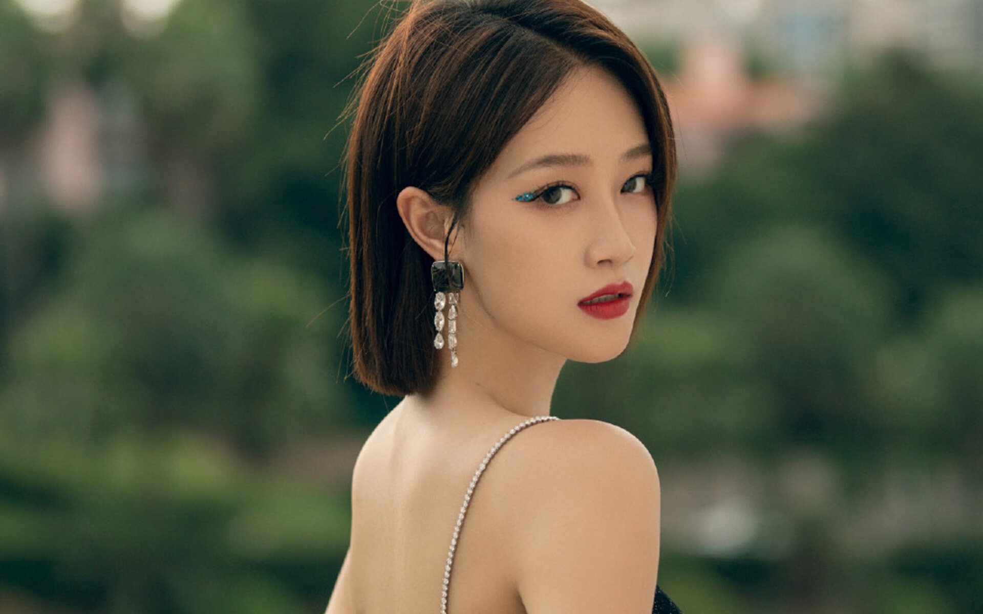 -曼城大胜巴黎，成功晋级欧冠半决赛！，曼城vs巴黎半决赛