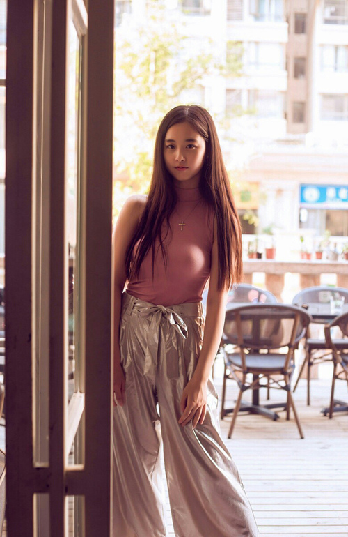 阿根廷3-0智利，梅西缺席，麦卡利斯特与阿尔瓦雷斯建功，阿根廷vs智利梅西红牌