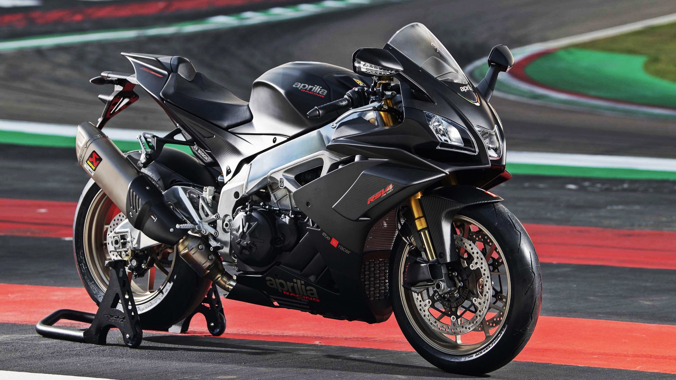 马竞客场大败，积分榜榜首位置岌岌可危，马竞评分