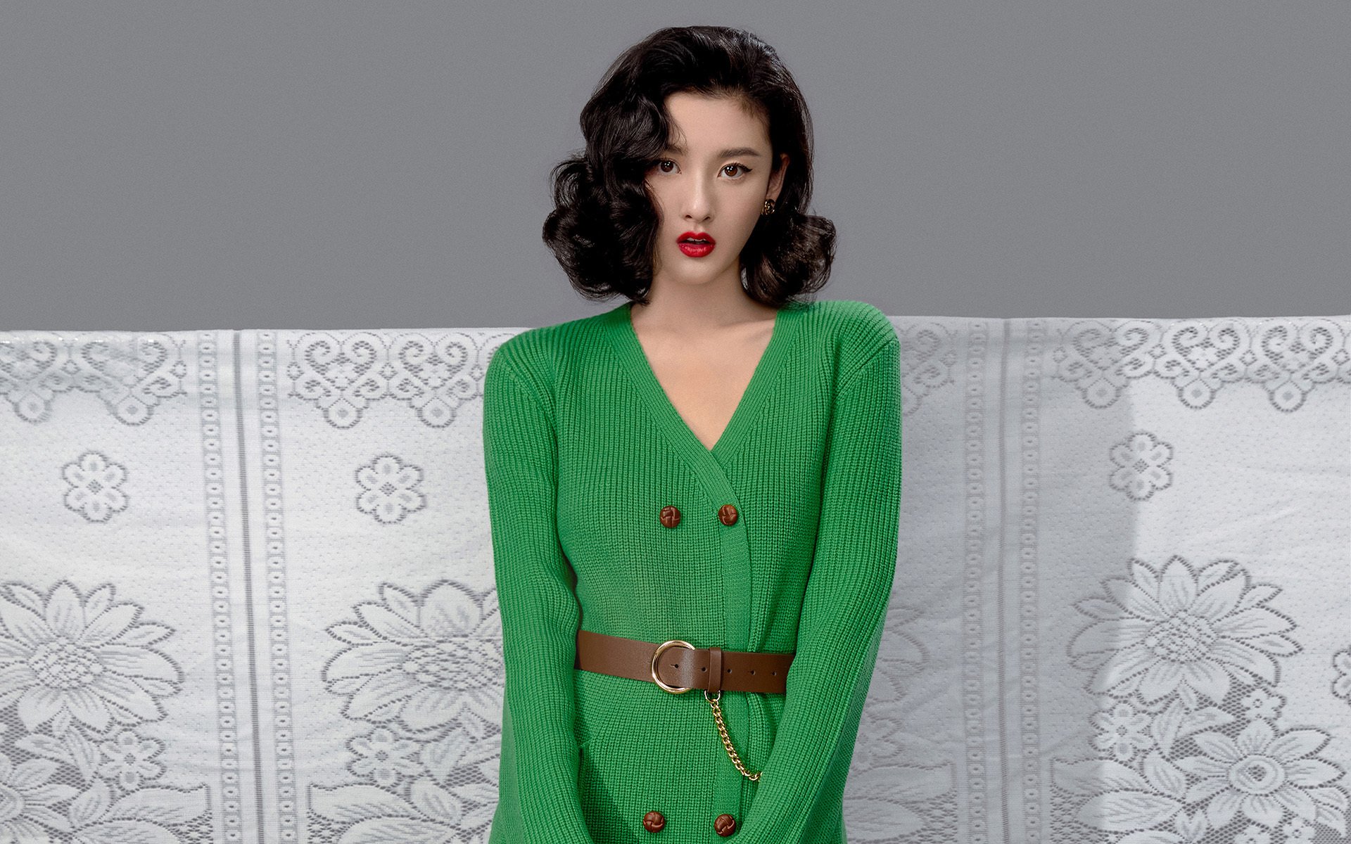 爱游戏体育APP下载-国内足球联赛热度持续升温，球队战术全面升级，足球联赛排名中国