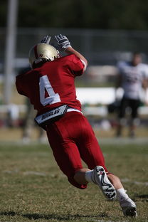 爱游戏登录入口-英超球队基于位置热力图优化压迫式防守区域控制，英超球队战术