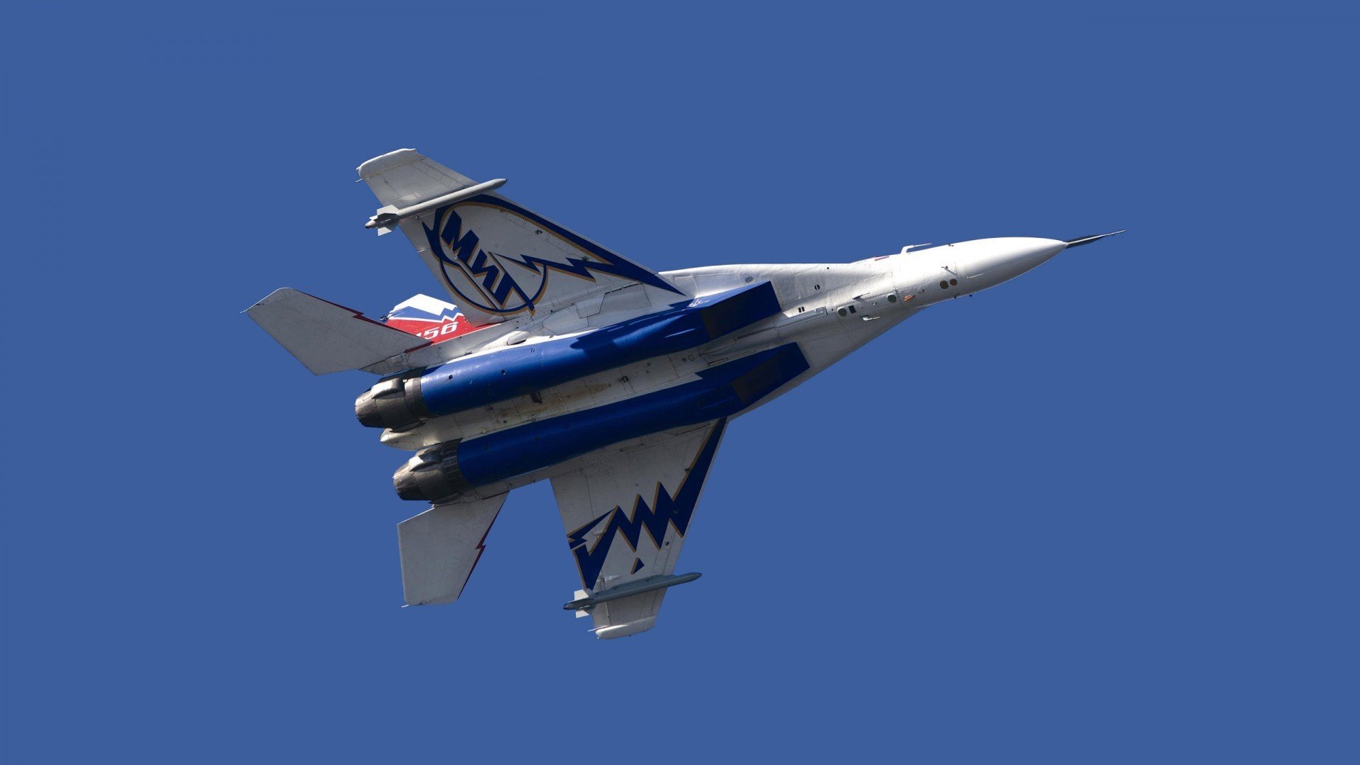 中国三人篮球男队年轻球员表现抢眼，中国男子三人篮球运动员