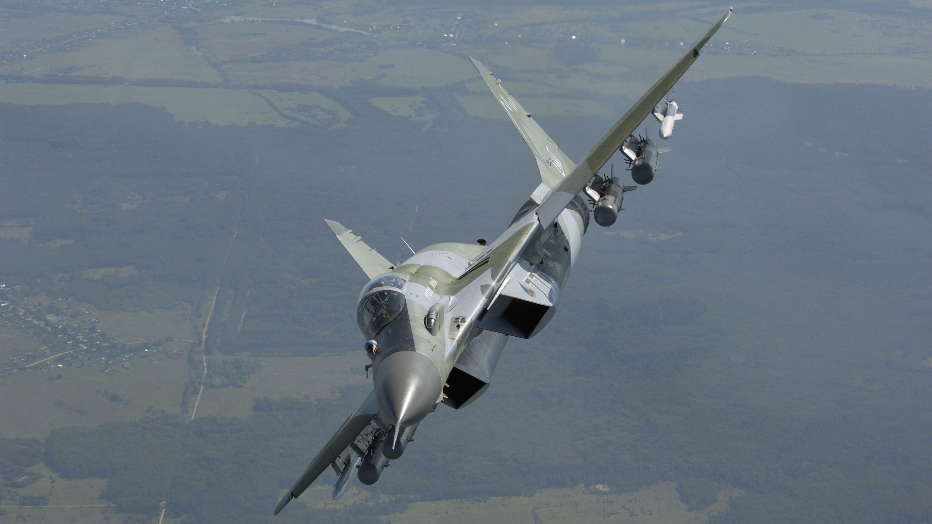 关键比赛冷静应对，心态成熟显著，比赛中沉着冷静