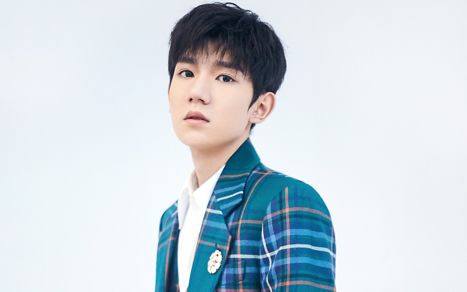 男子蛙泳冠军划水距离高达2.45米，男子蛙泳运动员标准